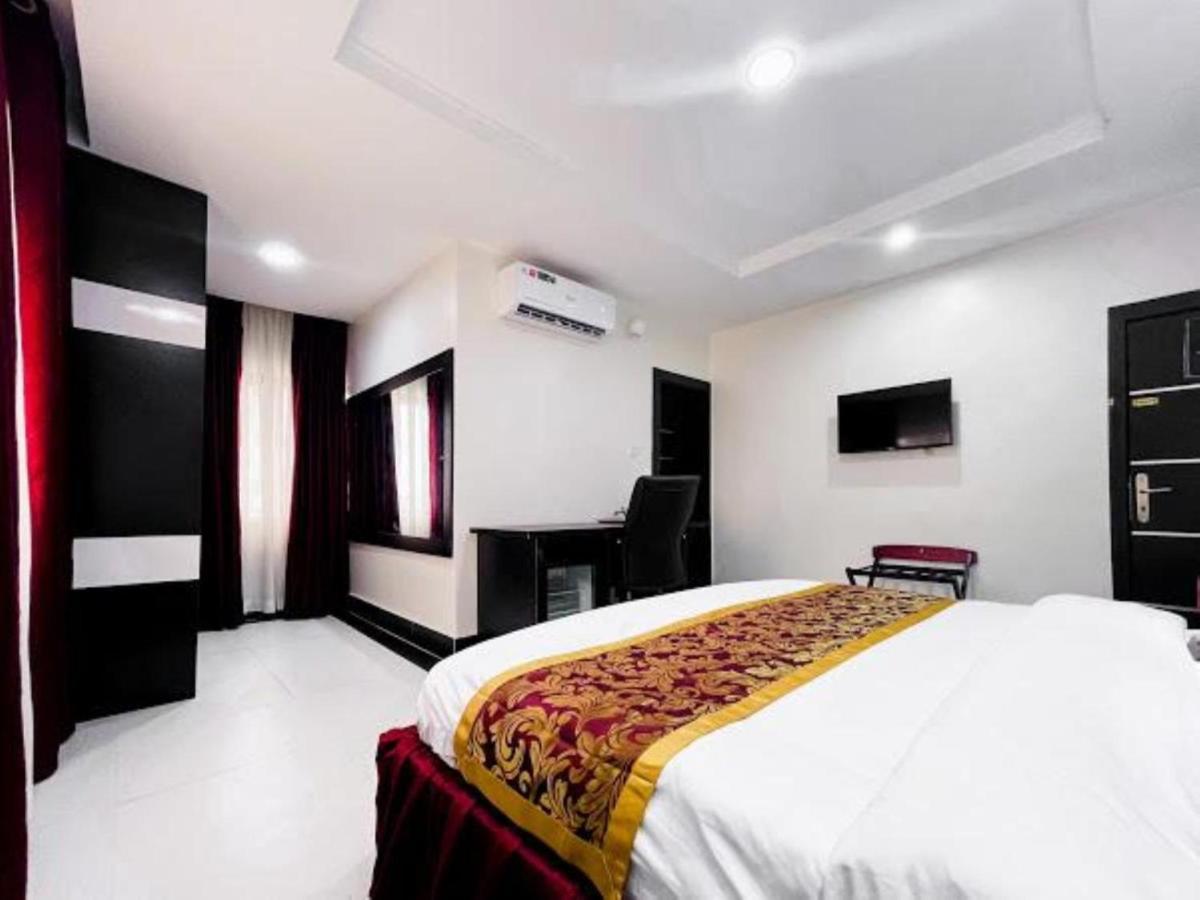Pasadena Suites Lekki Eksteriør bilde
