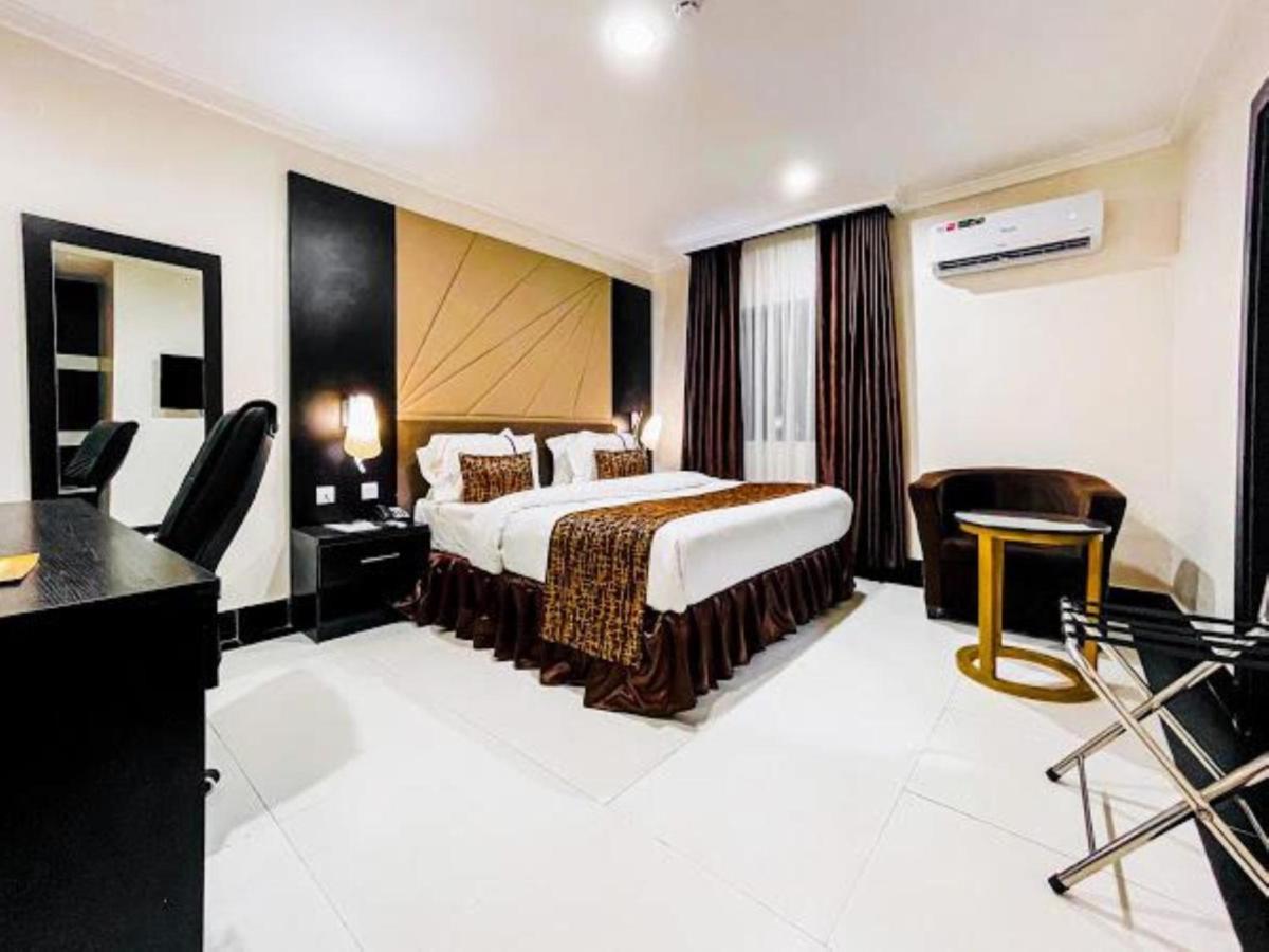Pasadena Suites Lekki Eksteriør bilde